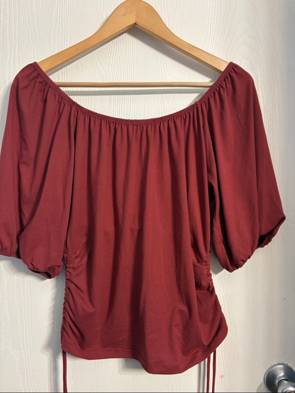 Weekday Burgundy Off-Shoulder Puff-Sleeve Ruched Tie Blouse - Picture 7 of 9